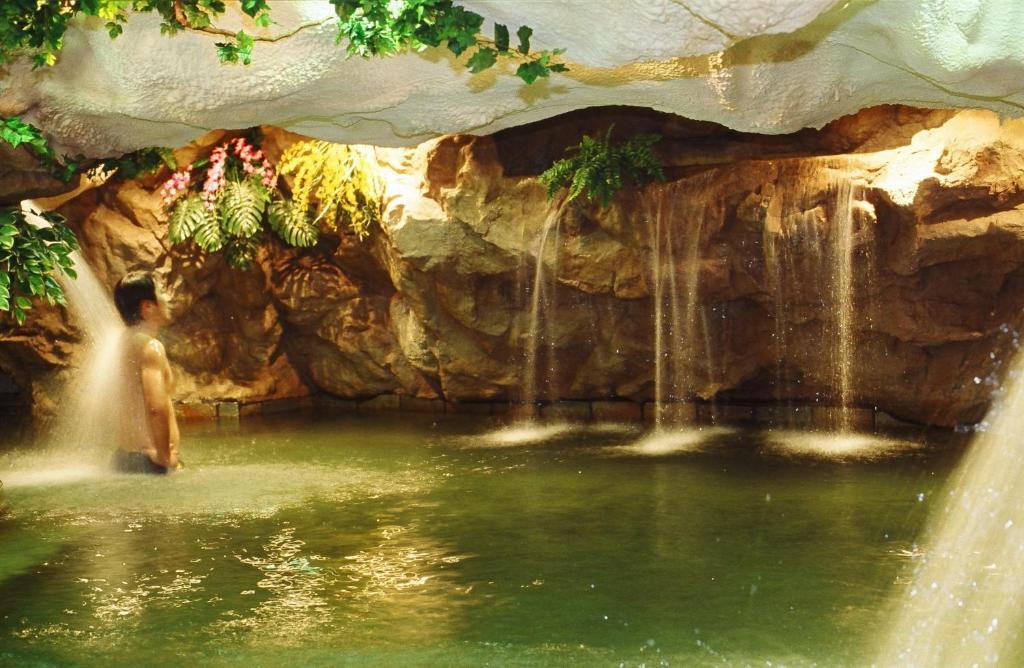 Dongpo Ti Lun Hotel Xinyi Dış mekan fotoğraf